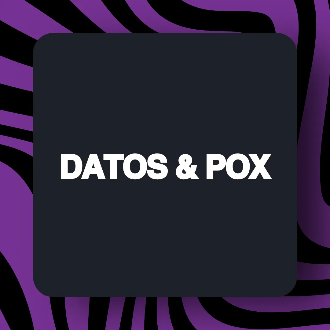 Fondo morado marmoleado con el texto DATOS & POX